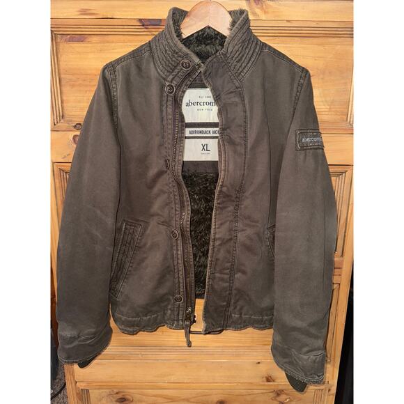 Abercrombie & Fitch Adirondack Jacket with faux fur lining Youth XL - Picture 1 of 10
